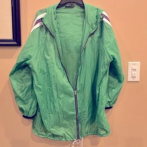Lightweight windbreaker/rain jacket, hooded
